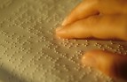 Reading braille