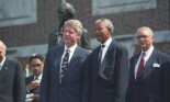 Photograph of President William J. Clinton with Nelson Mandela at the Philadelphia Freedom Festival, 07/04/1993
