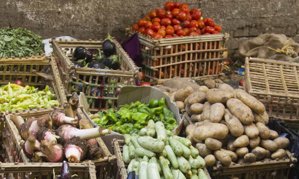 Small streetside vegetable market
