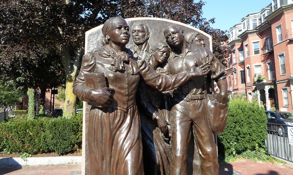 Harriet Tubman statue in Harriet Tubman square
