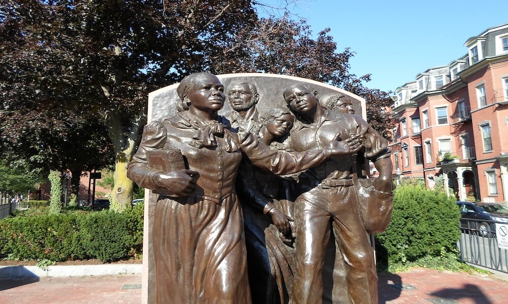 Harriet Tubman statue in Harriet Tubman square