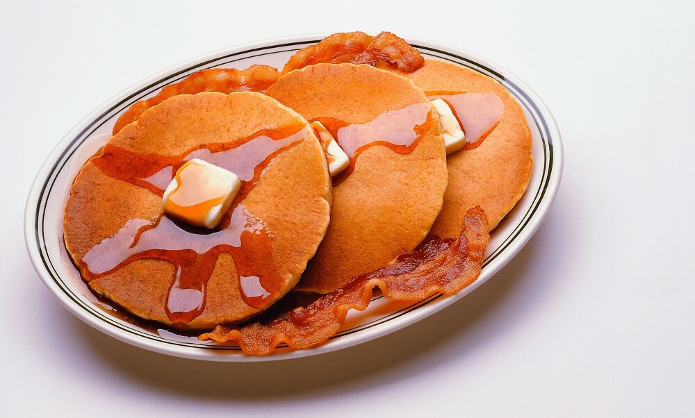 Pancakes with maple syrup