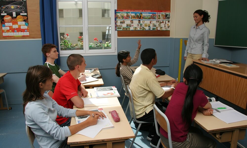 Mixte Saint Ambrose, 11Arrt , Passage Saint Ambroise, (models: Sylvie Noel, adult